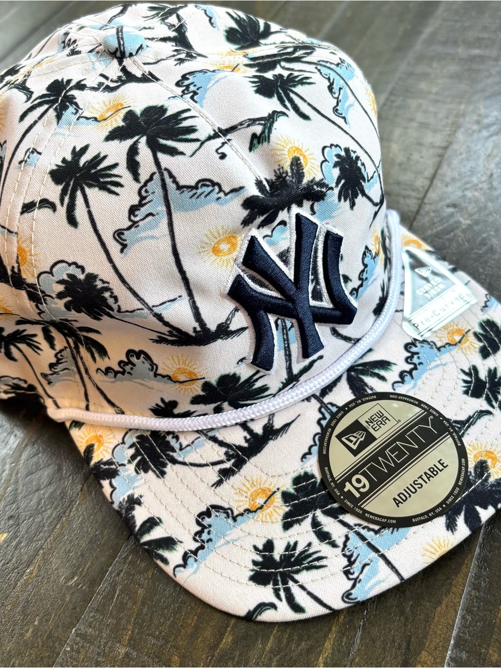 New Era 9TWENTY New York Yankees Tropical Palm Hat Flat Brim